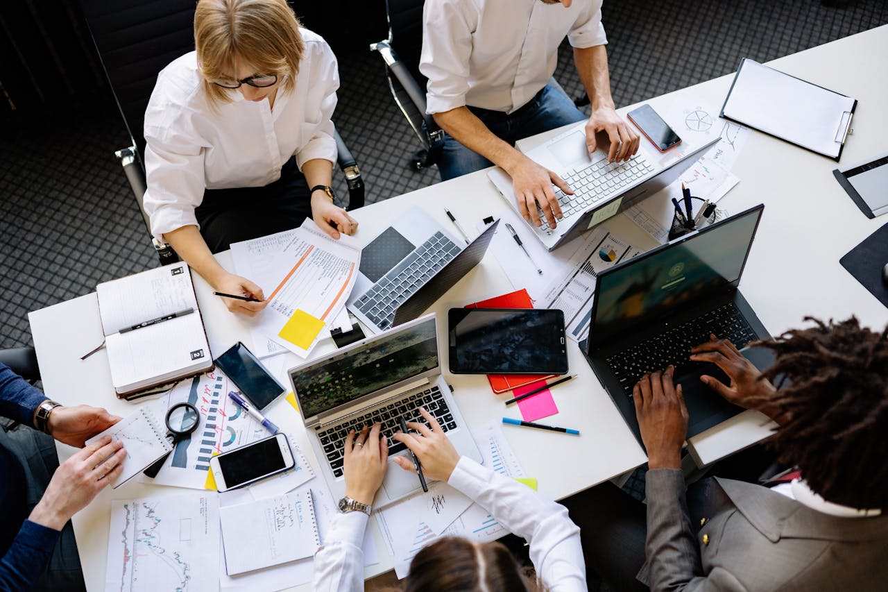Private Label vs Branded Products: Key Differences and What They Mean for Company's Growth