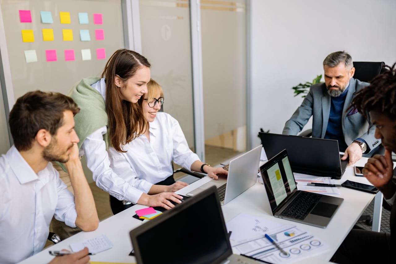 White Label vs Private Label: Key Differences and How to Choose the Right Model